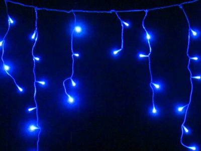 Lumalite - Animators in light and illumination - Lighting Manufacturers UK - blue icicles
